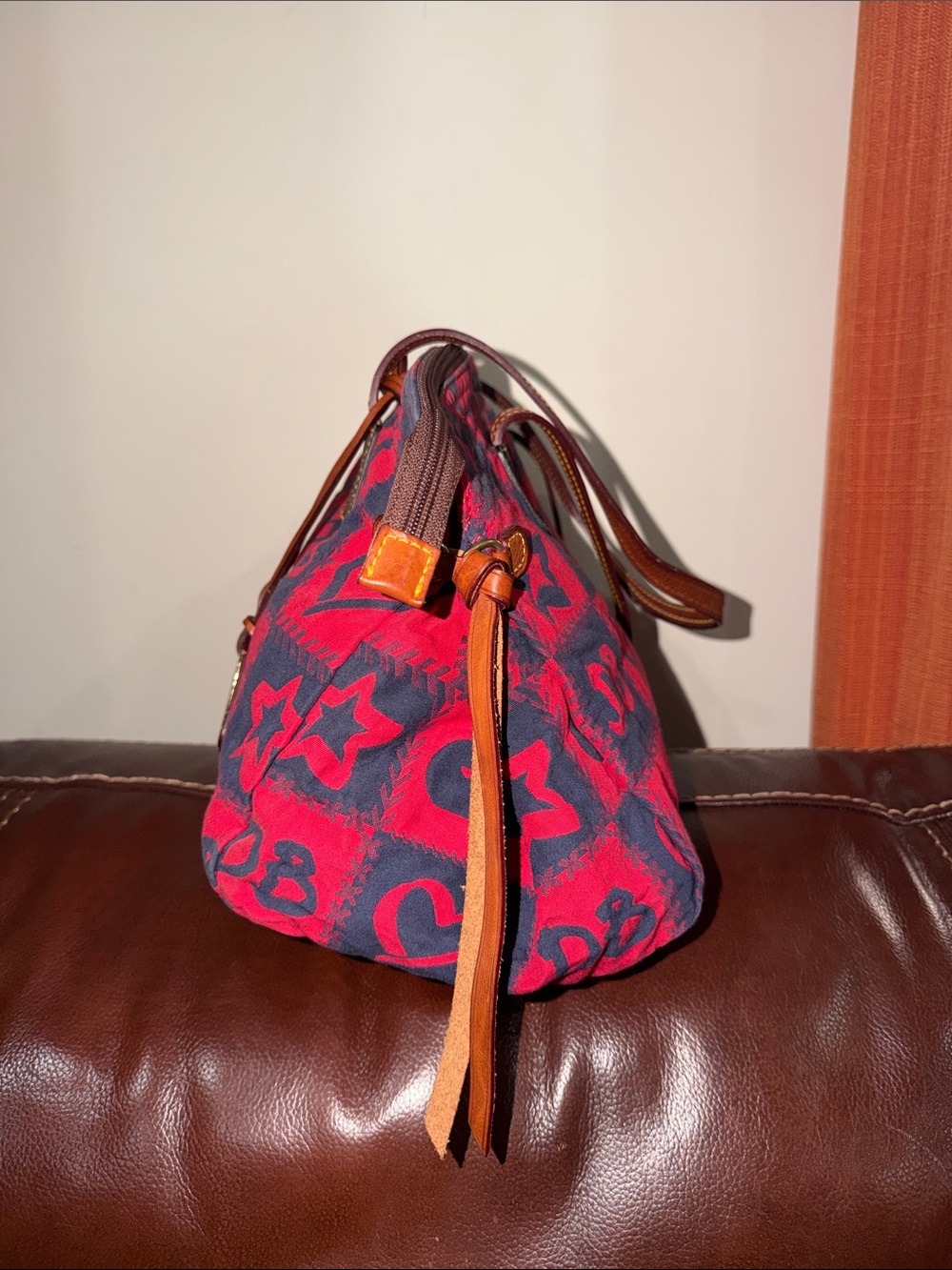 ‼️Vintage Dooney & Bourke Heart Shoulder Bag - Picture 3 of 9